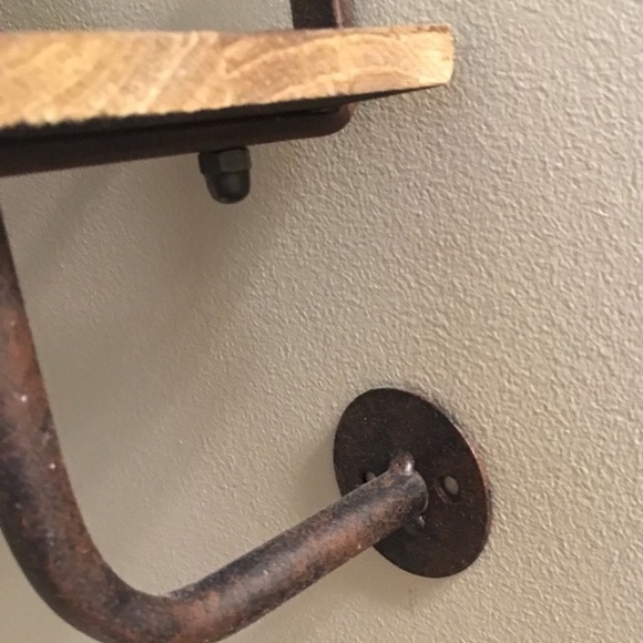 Rustic shelf - Picture 3 of 4